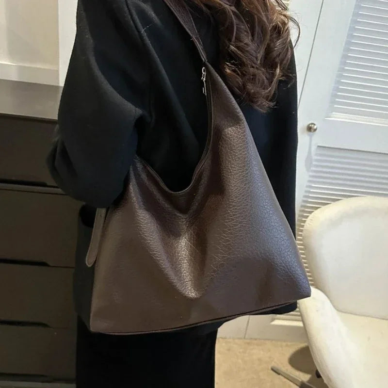 The Ultimate Carryall: Fashionable Leather Tote for Women