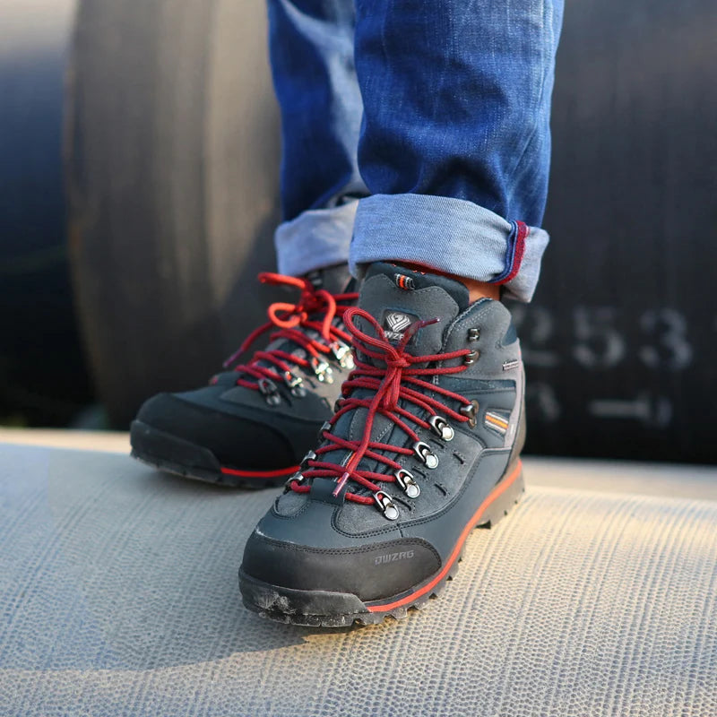Hiking Shoes for Mountain Climbing