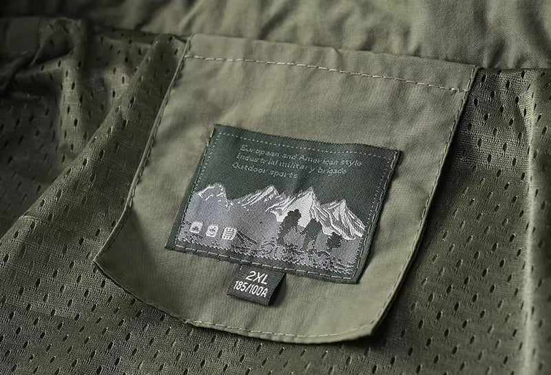 Waterproof Windbreaker Tactical Jacket (8817)