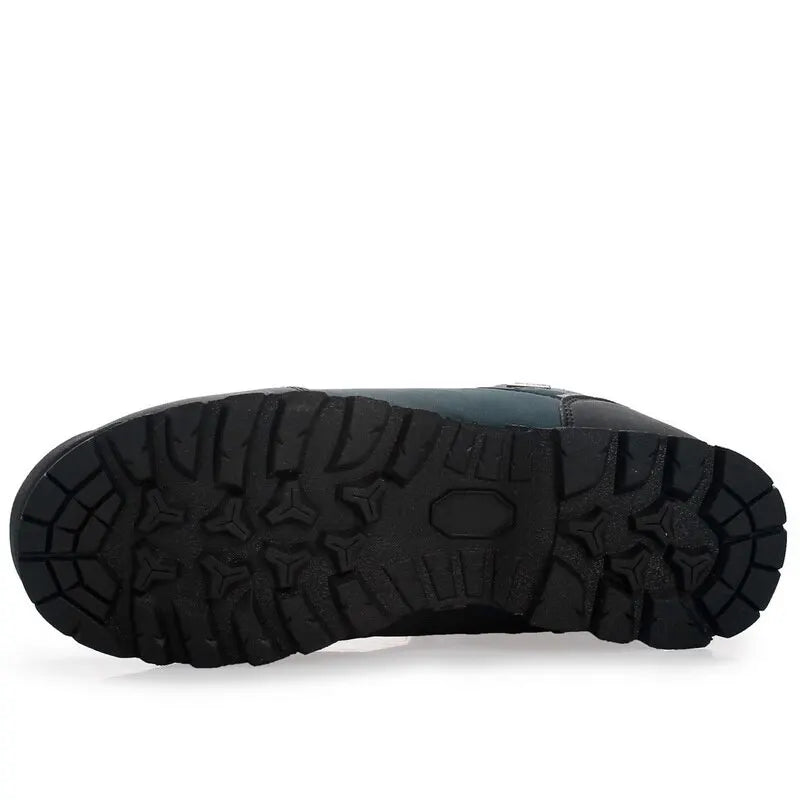 Hiking Shoes for Mountain Climbing